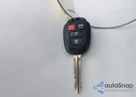 2017 Toyota Corolla Le из США, поврежденный, VIN 5YFBURHEXHP570039